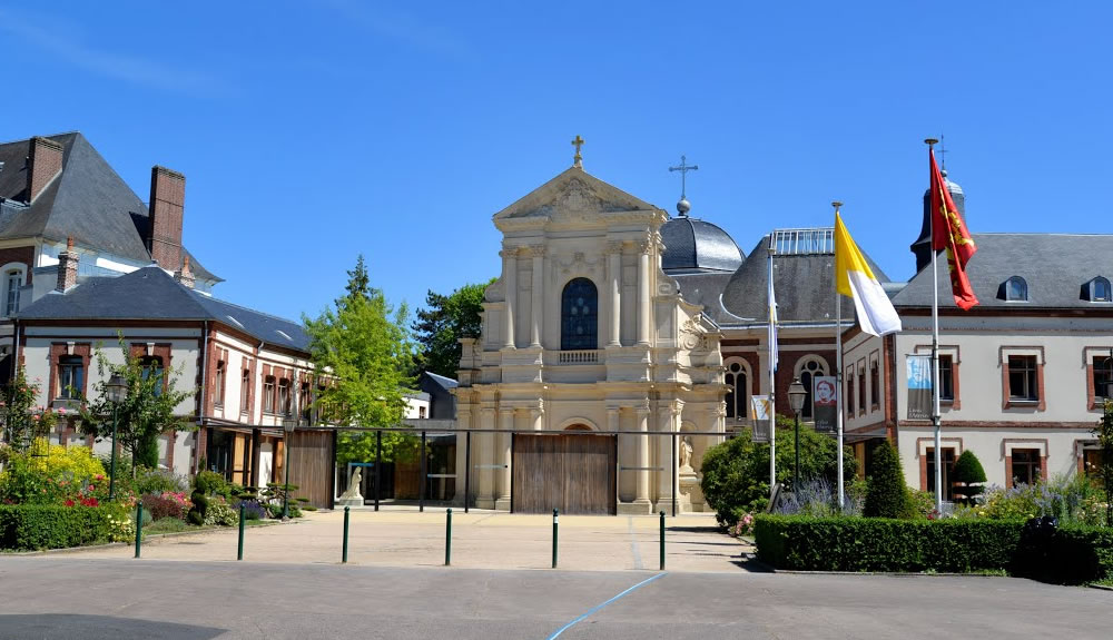 Karmelietenklooster en kapel