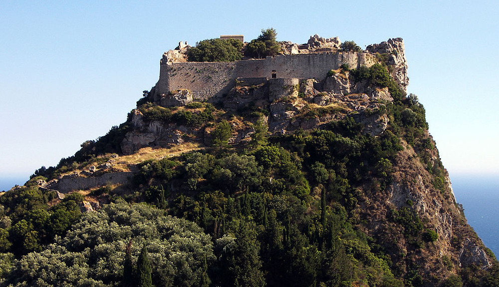 Het kasteel van Angelokastro